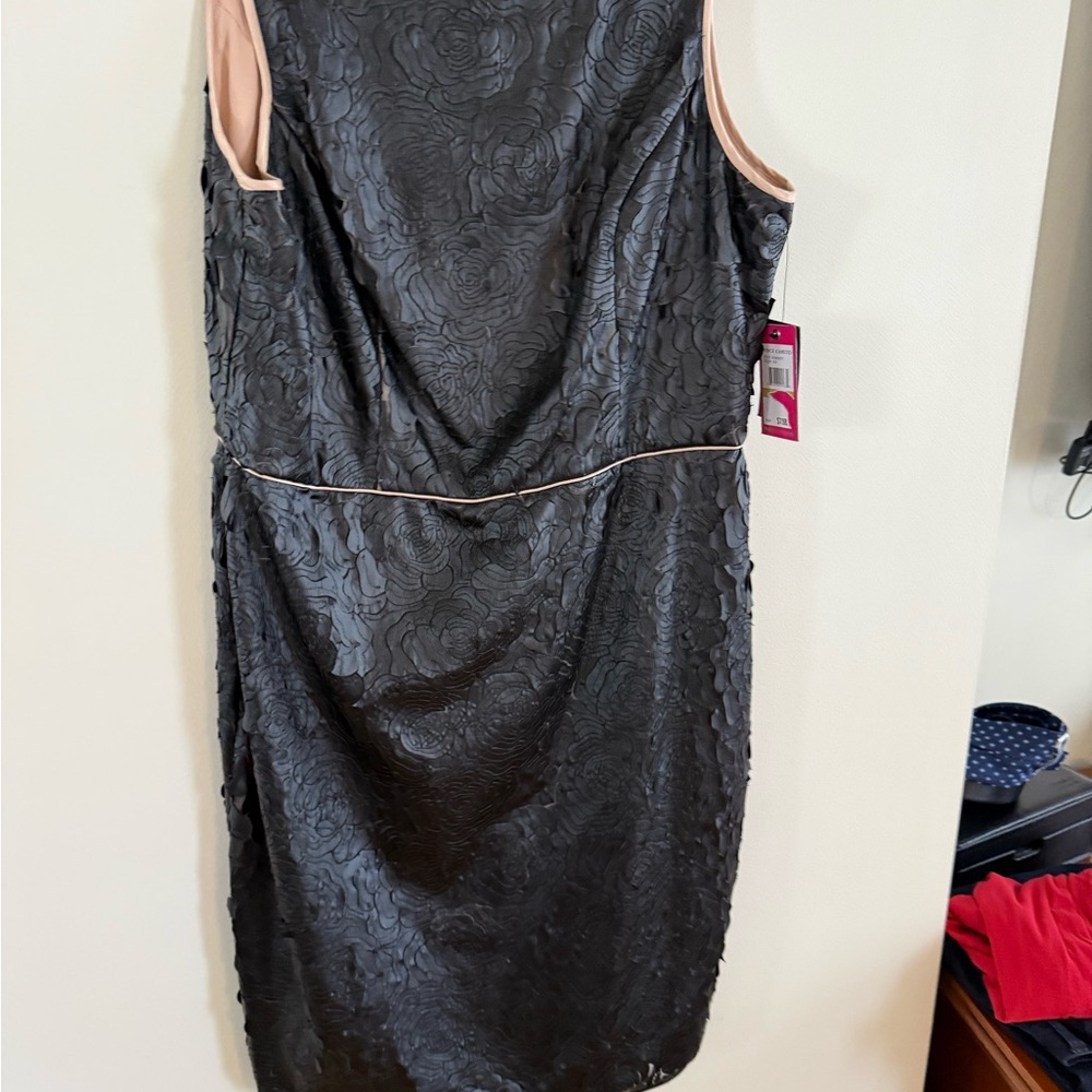 Vince Camuto Black Textured Dress